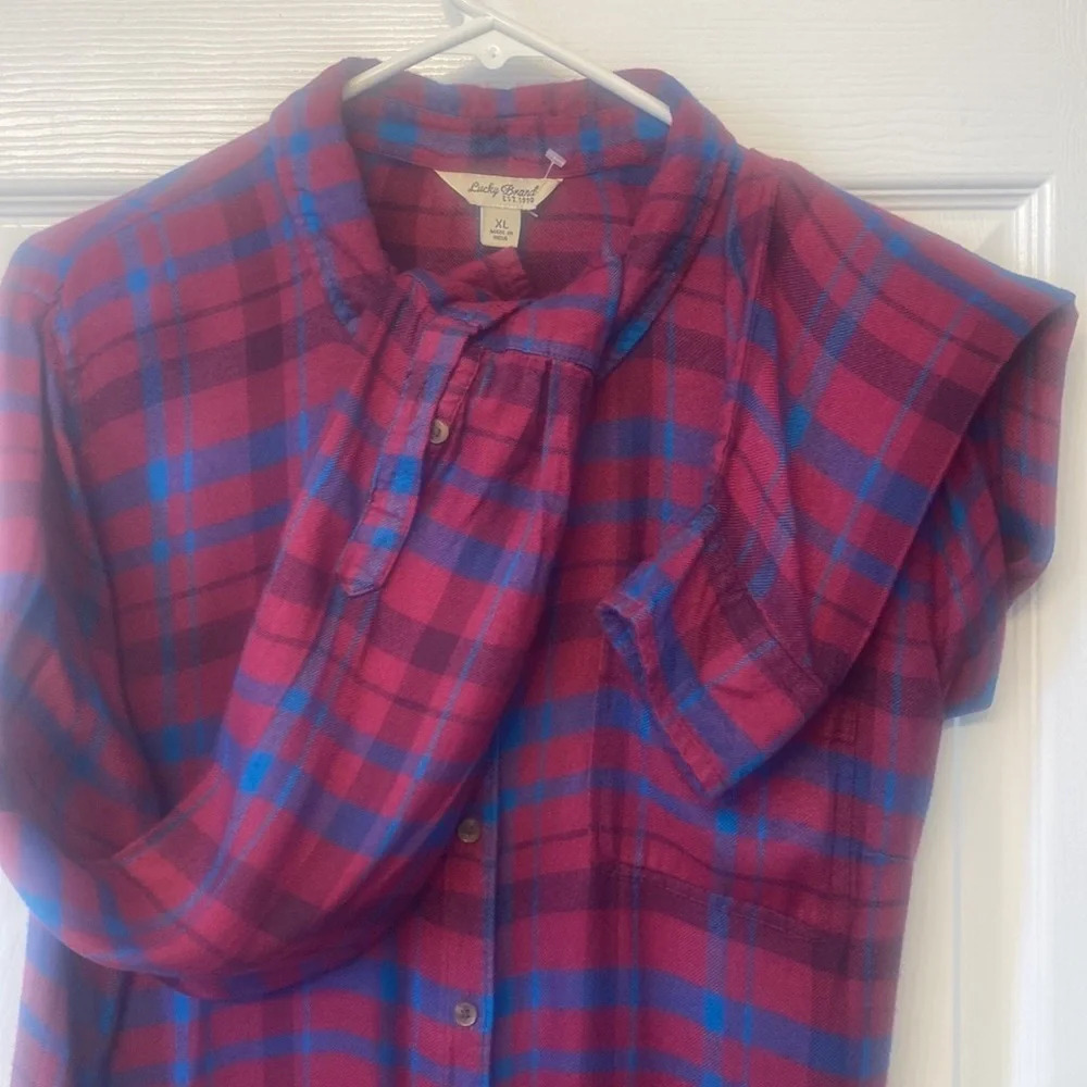 Lucky Brand  Maroon and Blue plaid Flannel Button down  shirt  Size XL - Picture 6 of 8